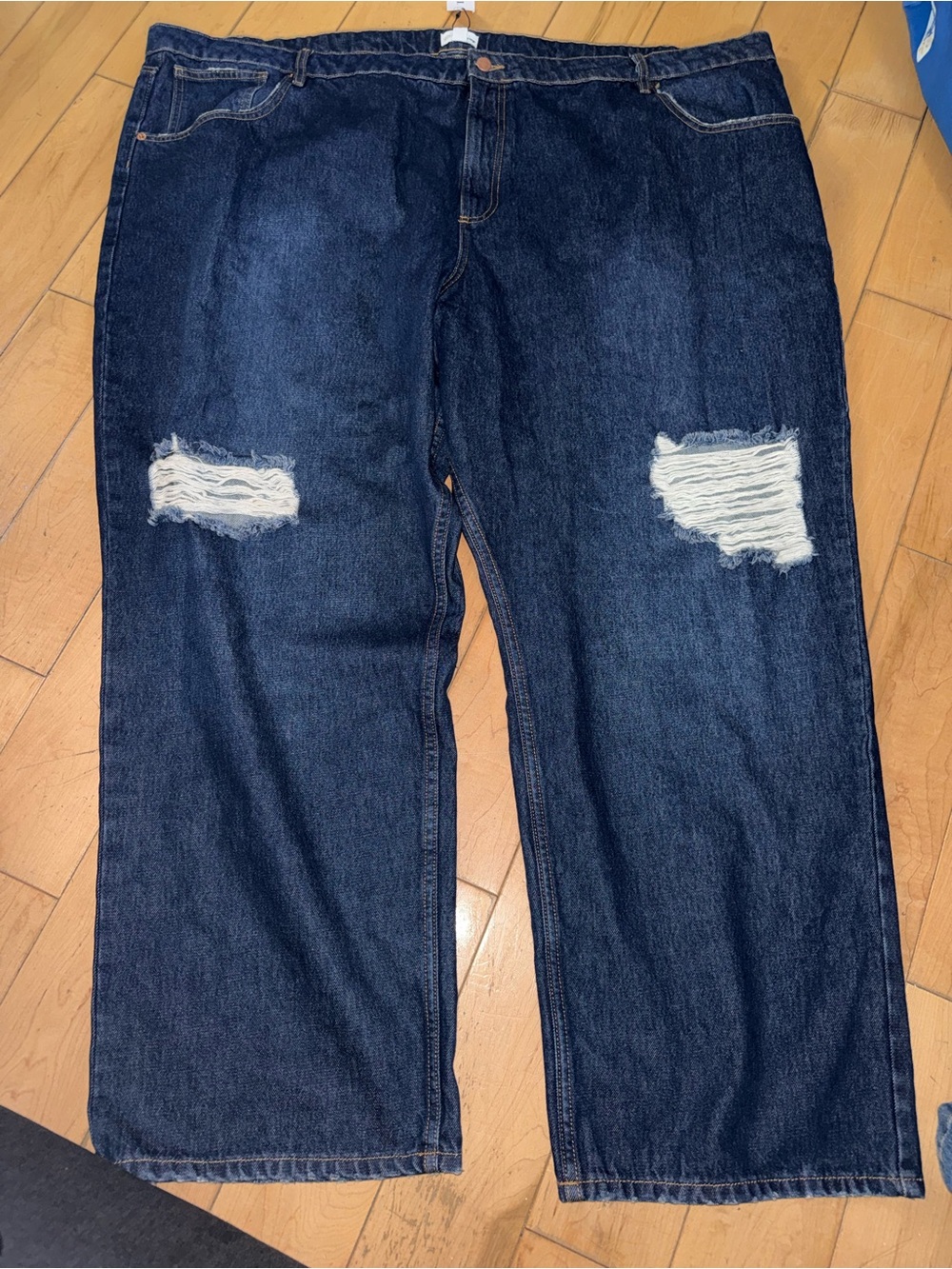Women’s  Distressed Dark Blue Denim Jeans - Classic Straight Fit